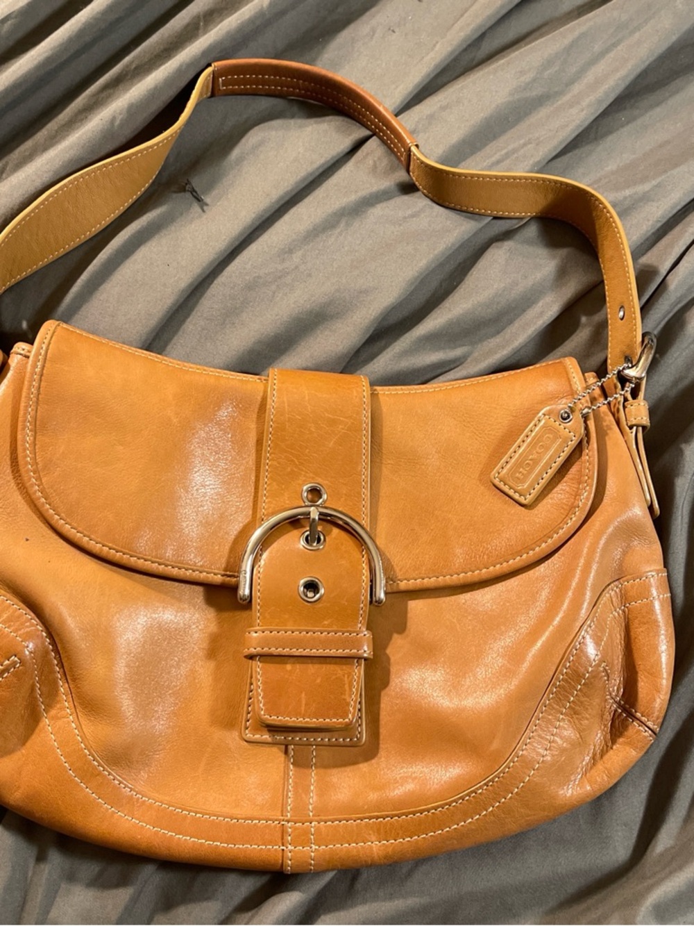 Vintage Coach 9247 SOHO Y2K Bag In British Tan Leather